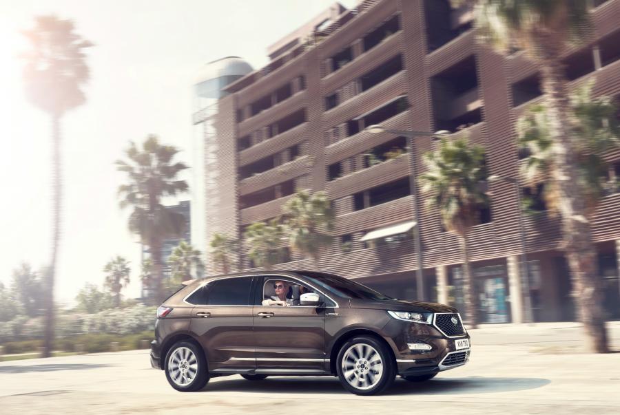  Ford Vignale Edge 2016 года  (фото 10 из 24)